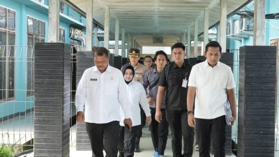 Dirjenpas Mashudi Jenguk Langsung Petugas Lapas yang Dirawat di RSUD Nabire