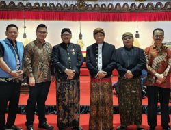 MA Gelar Wayang Kulit Rayakan HUT ke-80, Ki Yanto Kembali Memukau sebagai Dalang